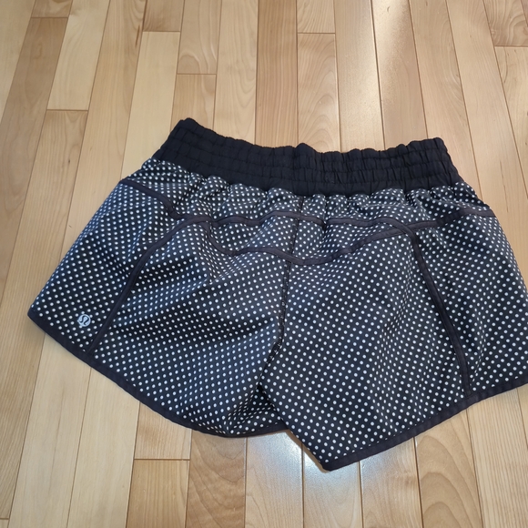 lululemon athletica Pants - Lululemon Athletica Black and White Athletic Shorts